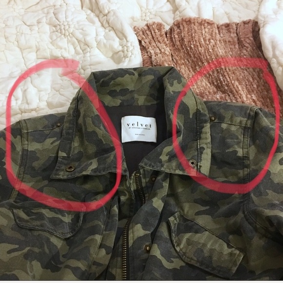 ❗️SOLD❗️Velvet by Graham and Spencer Camo Coat, Sm - Picture 7 of 7